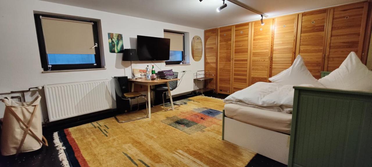 Spacious & Comfortable Guestrooms W Private Bathrooms Near Koelnmesse & Lanxess Arena, Free Parking, Highspeed Wifi المظهر الخارجي الصورة